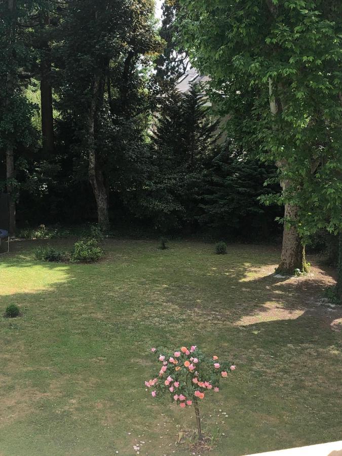 La Grande Carree Bed & Breakfast Saint-Cyr-sur-Loire Exterior photo