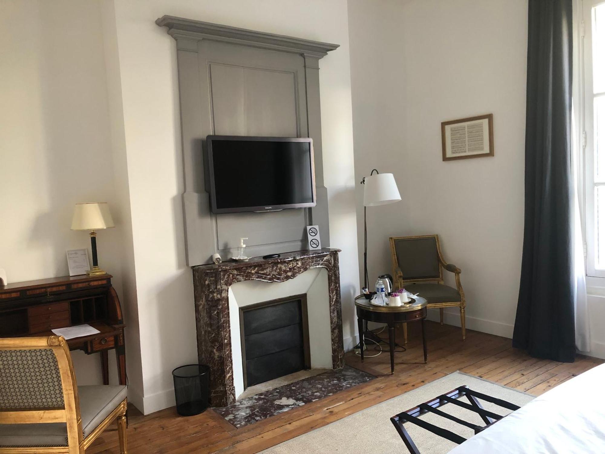 La Grande Carree Bed & Breakfast Saint-Cyr-sur-Loire Room photo